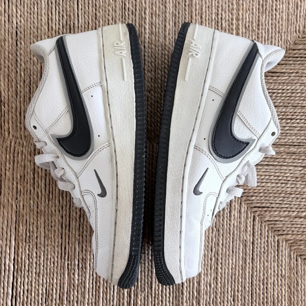 Nike Air Force 1 Low GS White Black FV5948-101 Youth Size 6Y Classic Sneakers